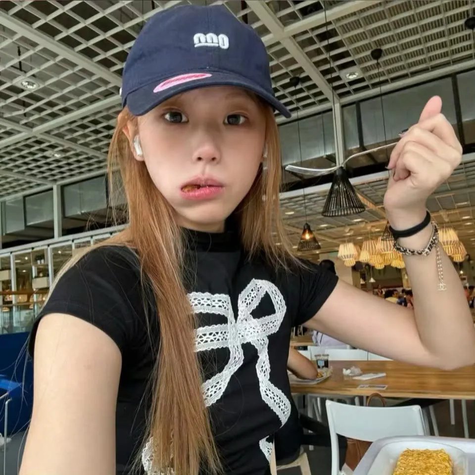 舞社里的酷女孩